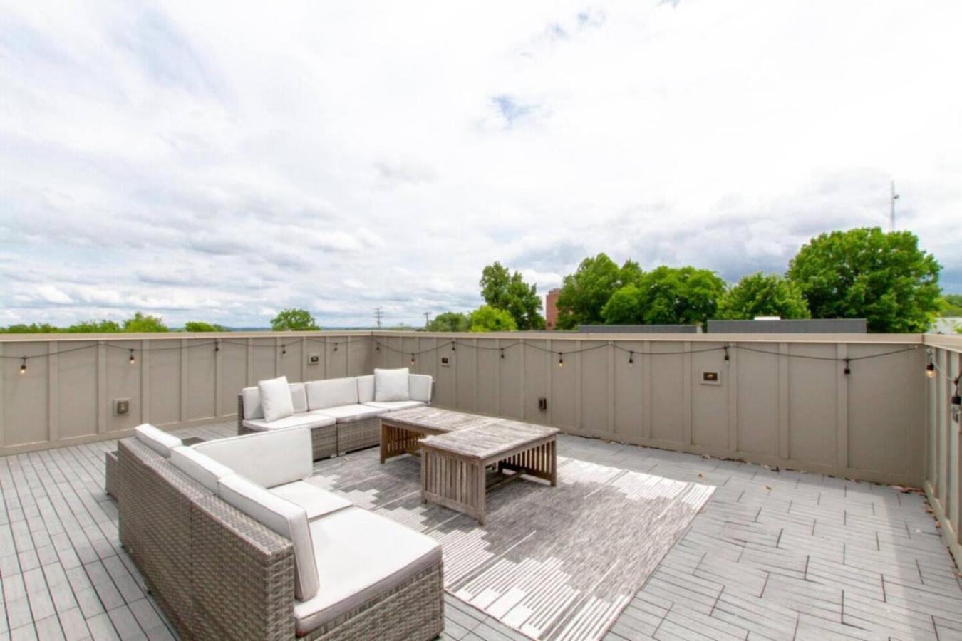 Howdy House New And Trendy With Rooftop Deck 내슈빌 외부 사진